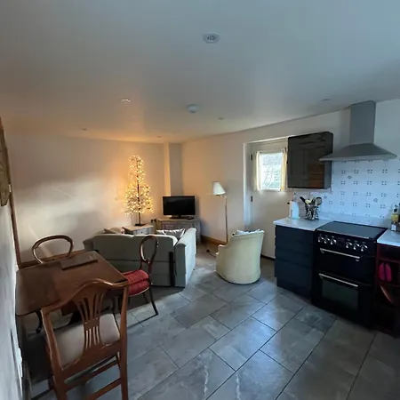 C Farmhouse Alne
